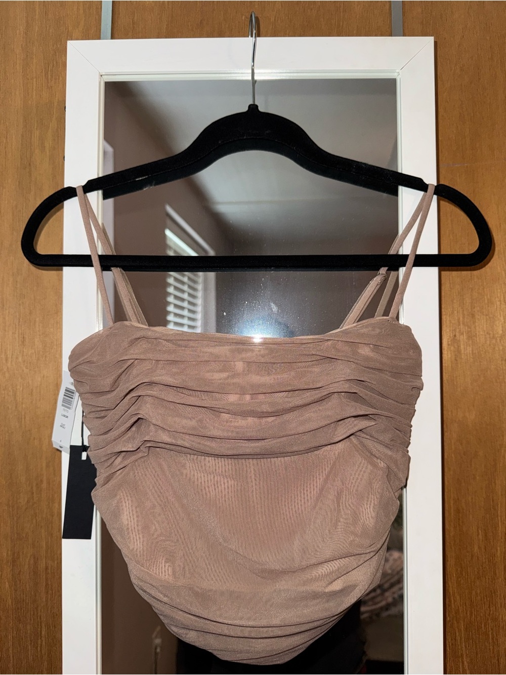 NWT Aritzia Luxor Crop Top
